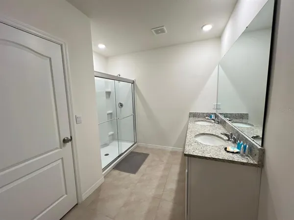 $2,250 | 1056 Brooklet Drive, Davenport, FL 33837