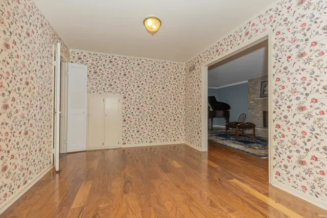 $525,000 | 801 Plaza Drive, Evansville, IN 47715