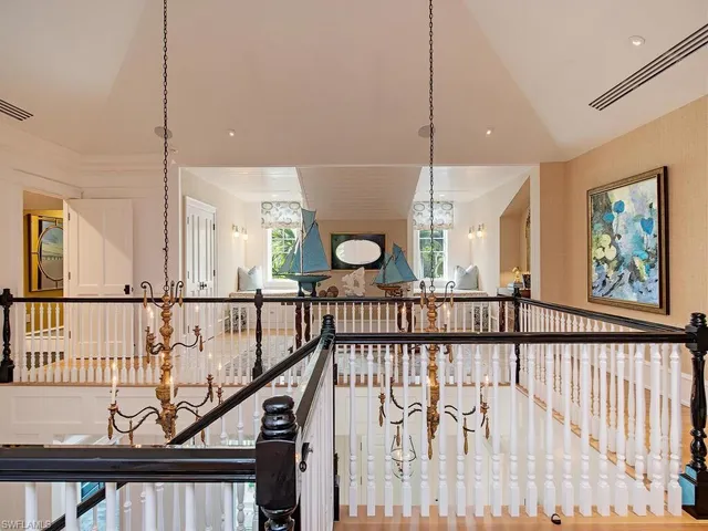 $22,500,000 | 1963 Gulf Shore Boulevard South, Naples, FL 34102