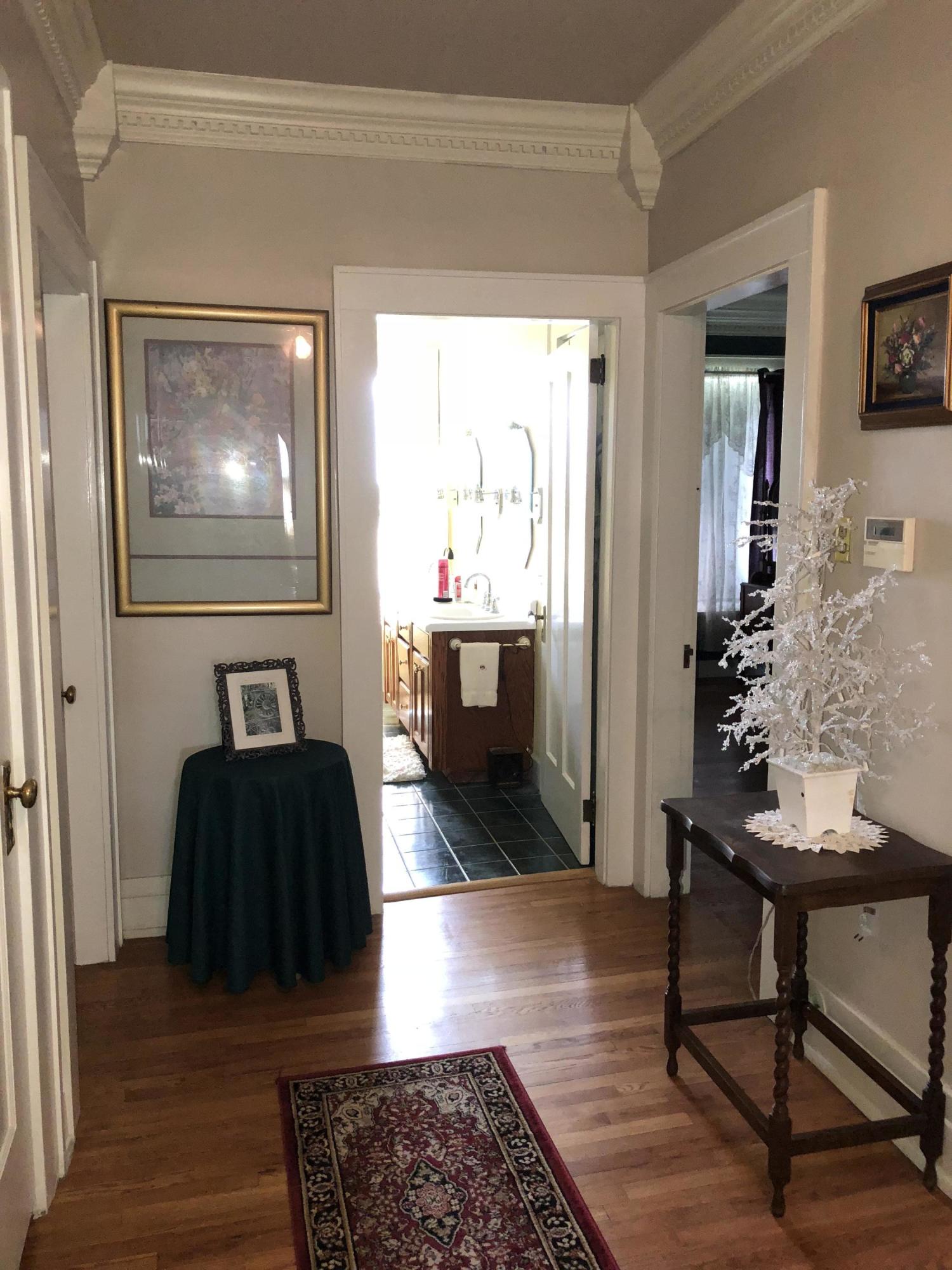 415 Englewood Road Middlesboro, KY 40965 - Photo 24 of 40 3B3B81F9-5CE5-43FE-AB96-78EF244C586B