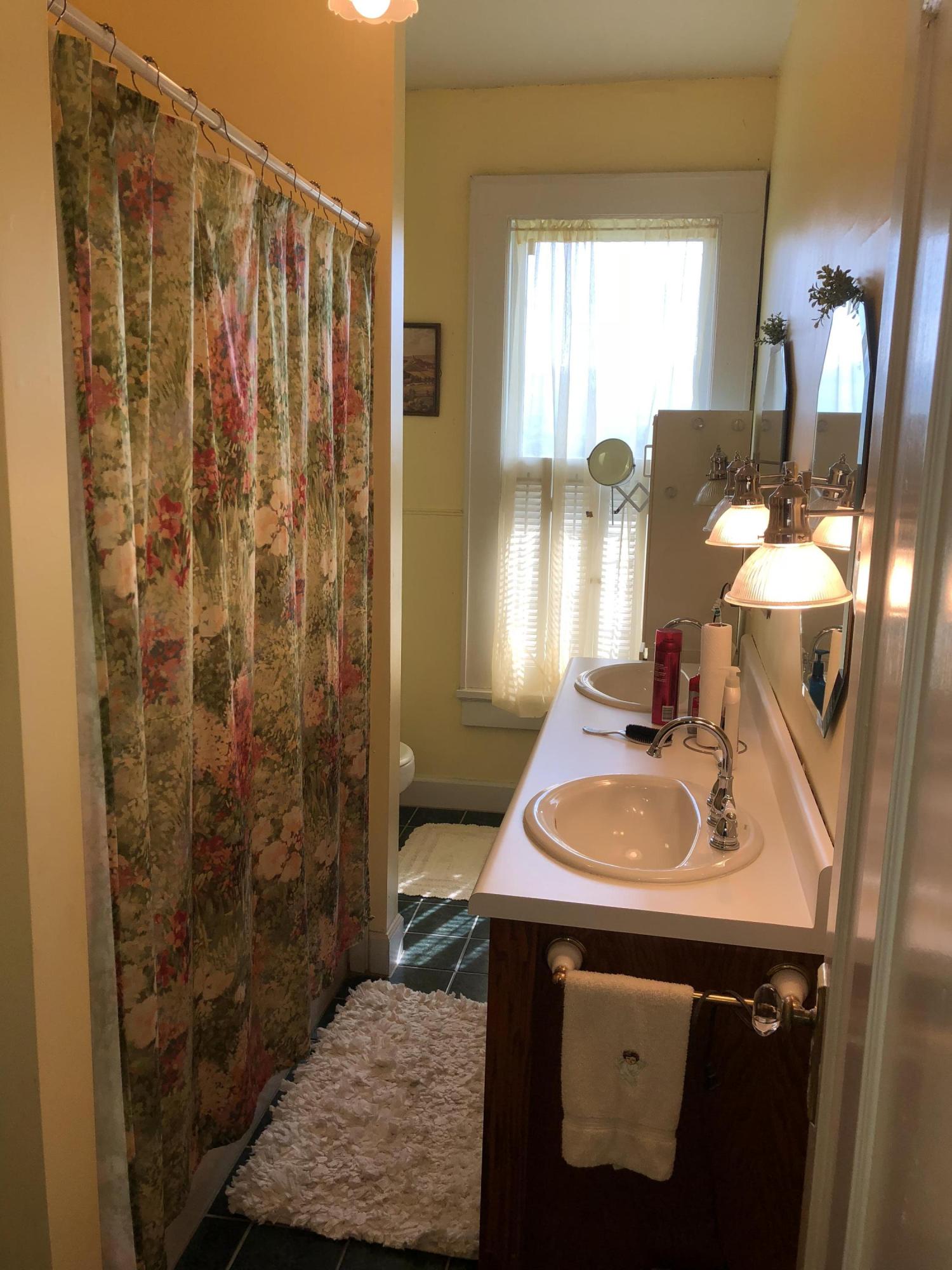 415 Englewood Road Middlesboro, KY 40965 - Photo 29 of 40 B10B9DB1-78BE-4A4C-AEF5-D11CA783877D