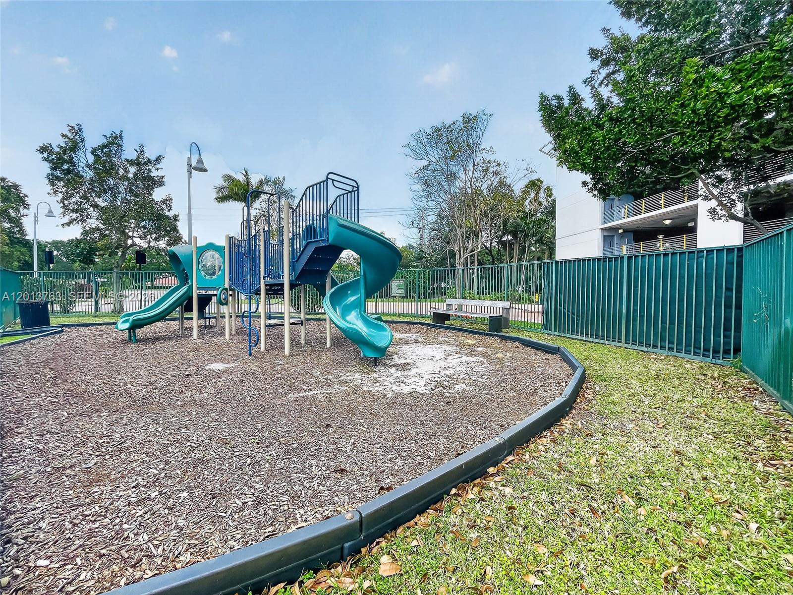 2681 North Flamingo Road, Unit 902S Sunrise, FL 33323 - Photo 33 of 47