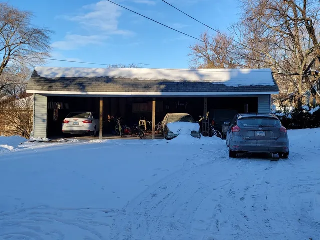 a car parked in front of a building