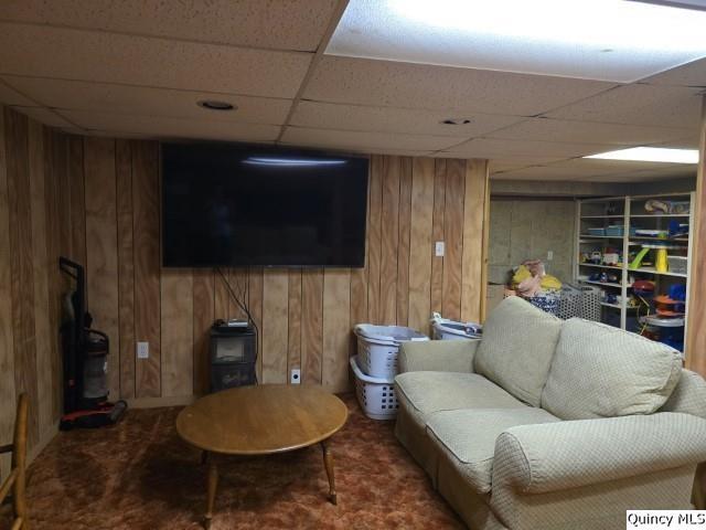 417 North Washington Street Carthage, IL 62321 - Photo 24 of 34