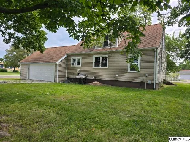 $136,000 | 417 North Washington Street, Carthage, IL 62321