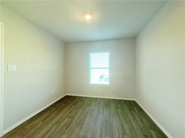 $1,950 | 3606 Perry Lane, Corpus Christi, TX 78410