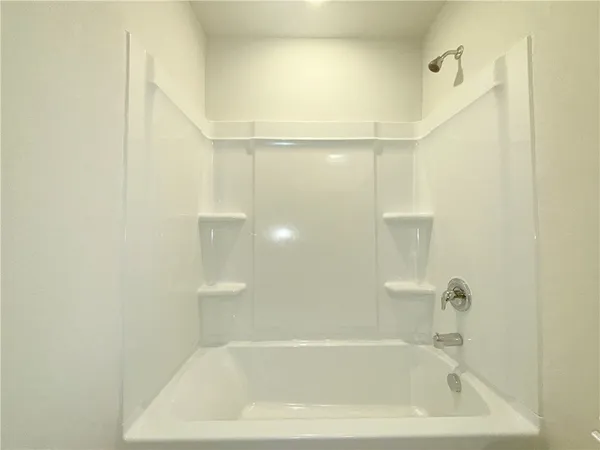 $1,950 | 3606 Perry Lane, Corpus Christi, TX 78410