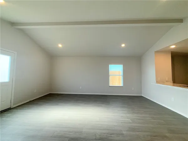 $1,950 | 3606 Perry Lane, Corpus Christi, TX 78410