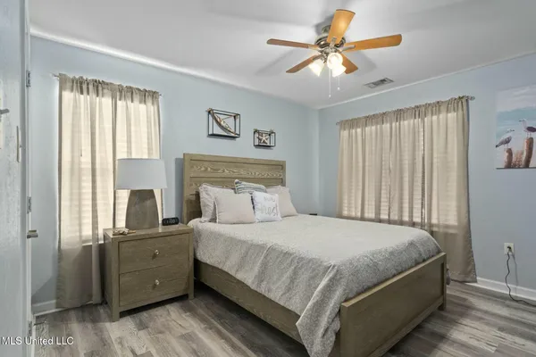 $2,000 | 2421 Beachview Drive, Unit H15, Ocean Springs, MS 39564