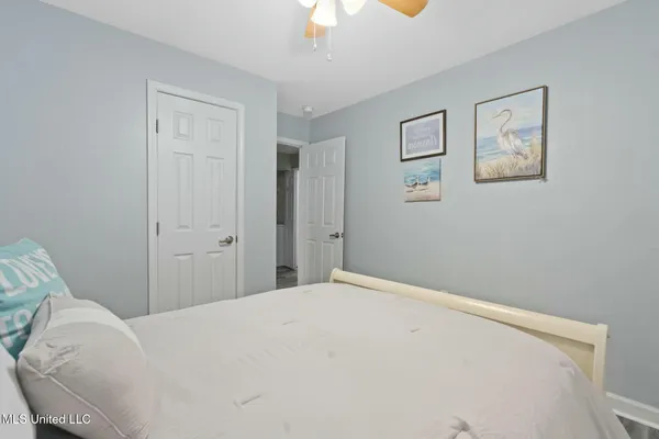 $2,000 | 2421 Beachview Drive, Unit H15, Ocean Springs, MS 39564