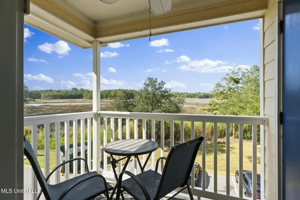 $2,000 | 2421 Beachview Drive, Unit H15, Ocean Springs, MS 39564