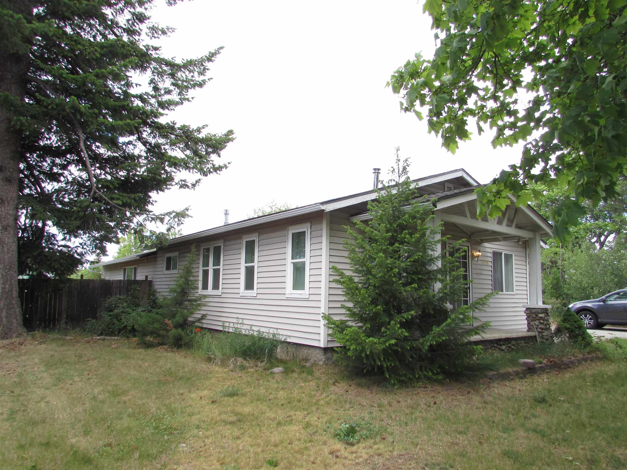 1711 North Locust Road Spokane Valley, WA 99206 - Photo 6 of 16