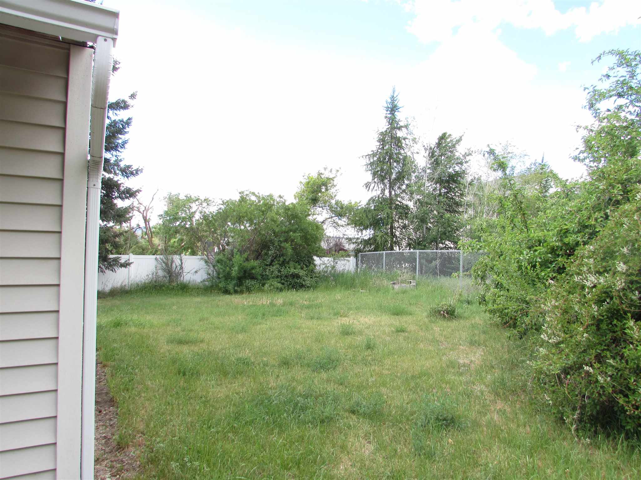 1711 North Locust Road Spokane Valley, WA 99206 - Photo 8 of 16
