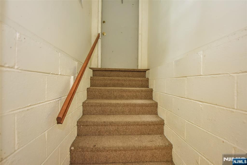 55 George Street Allendale, NJ 07401 - Photo 38 of 43