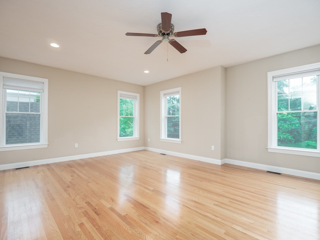 10 Garden Road, Unit 10 Natick, MA 01760 - Photo 4 of 40 Gallery Image 4