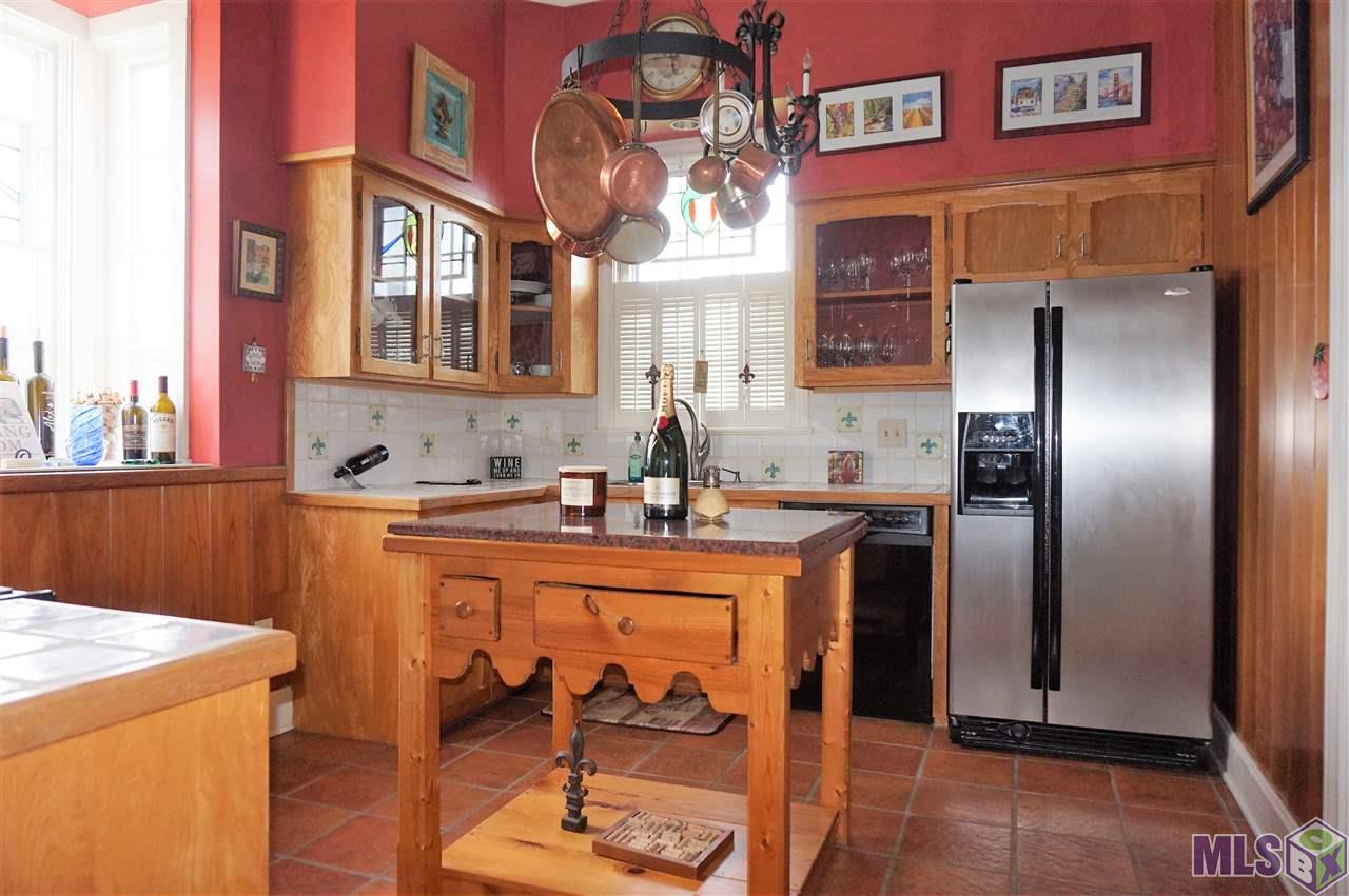 3921 Highway 308 Raceland, LA 70394 - Photo 4 of 16 Kitchen