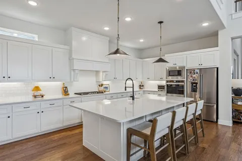$749,999 | 601 North Pecan Parkway, Northlake, TX 76247