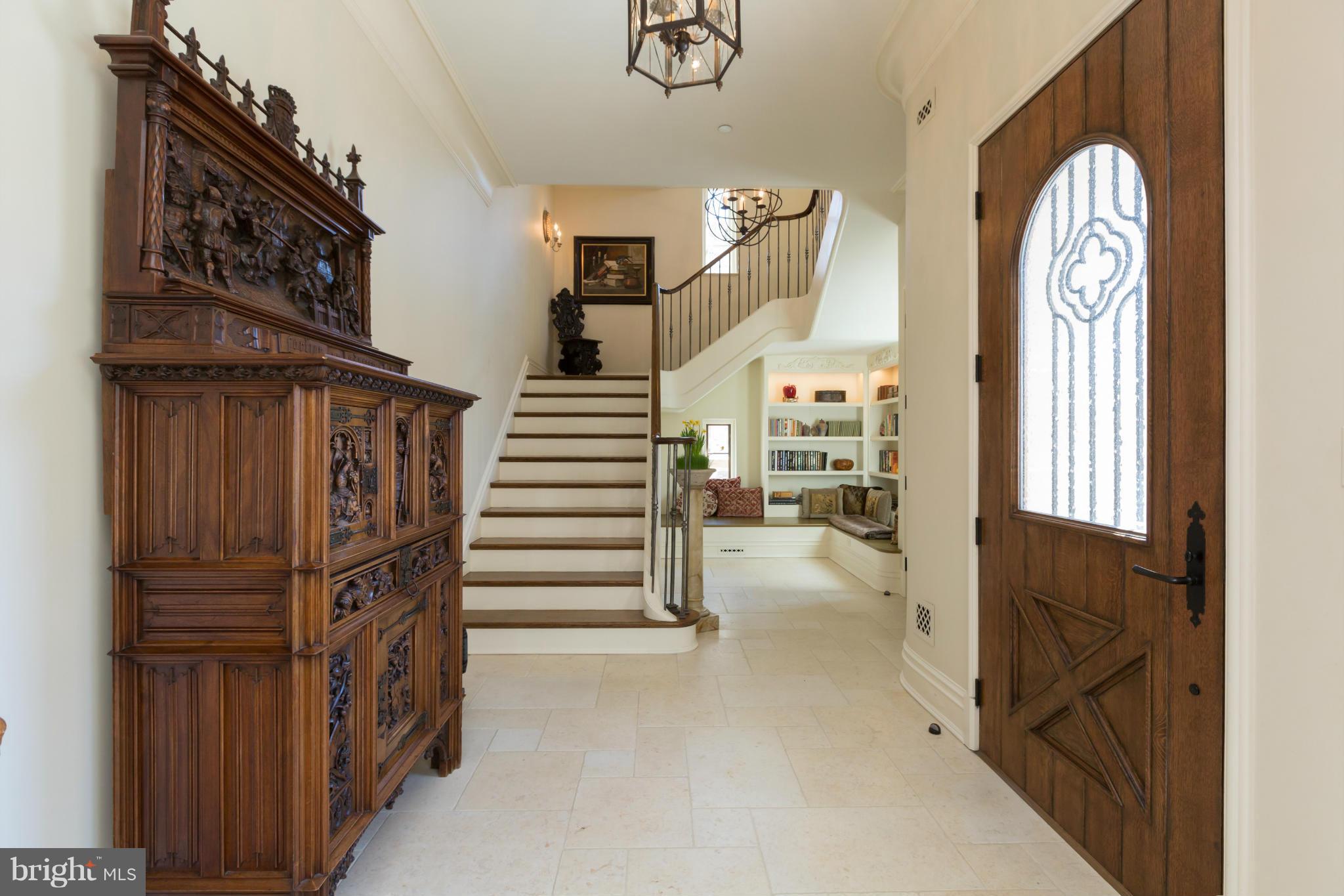 2159 Dunmore Lane Washington, DC 20007 - Photo 2 of 30 Interior (General)