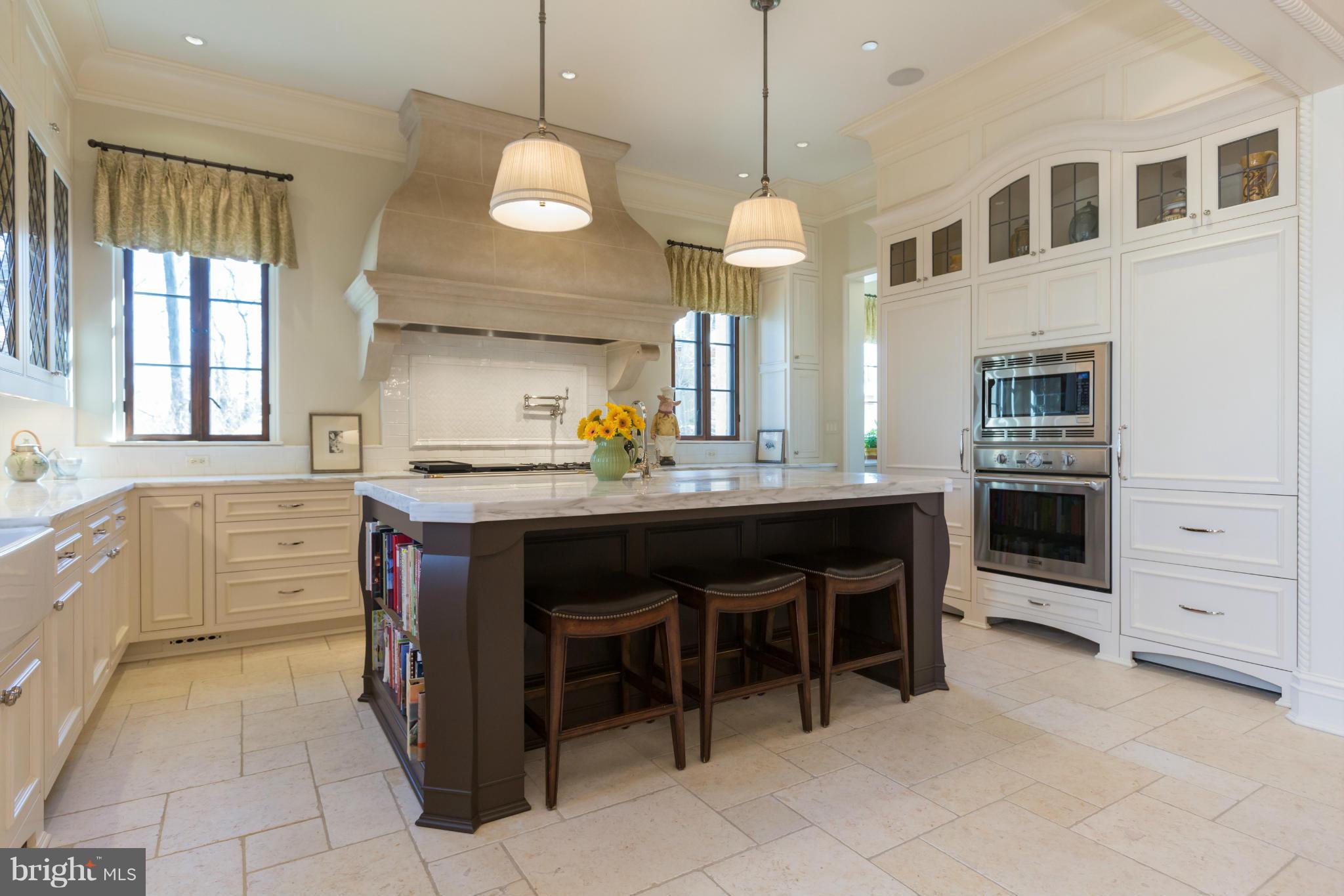 2159 Dunmore Lane Washington, DC 20007 - Photo 5 of 30 Interior (General)