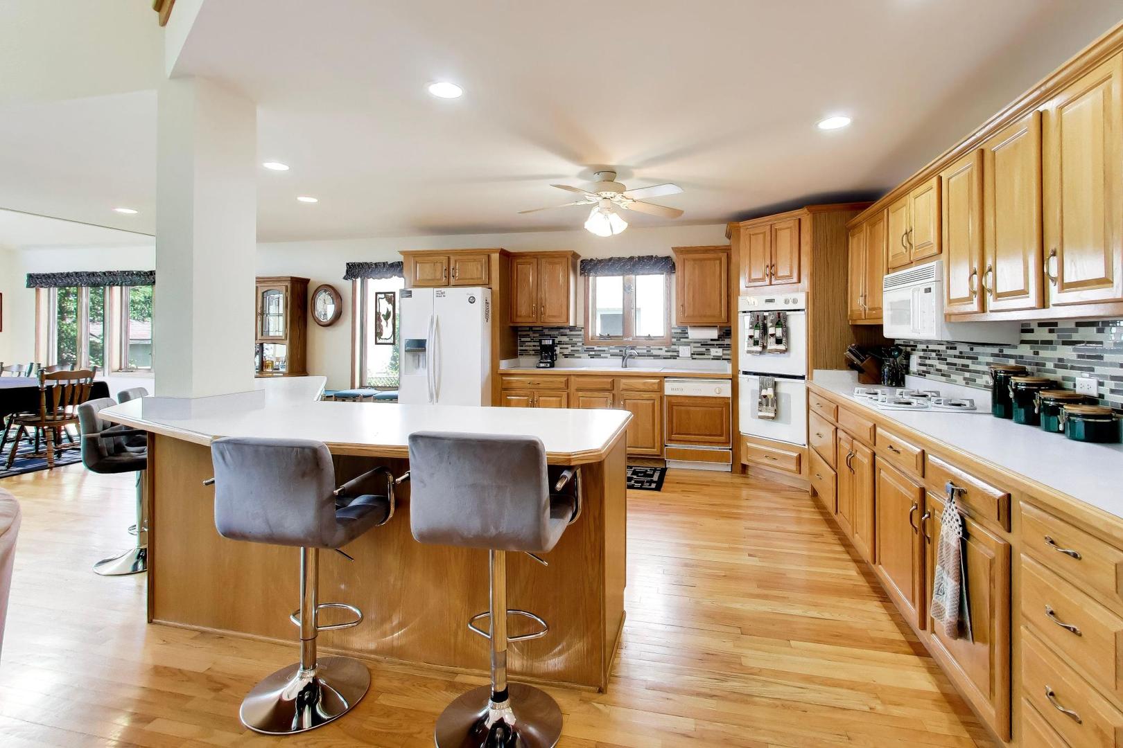 37292 North Stanton Point Road Ingleside, IL 60041 - Photo 11 of 38
