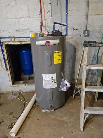 $235,000 | 504 Queenstown Road, Karns City, PA 16041