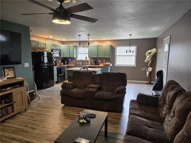 $235,000 | 504 Queenstown Road, Karns City, PA 16041