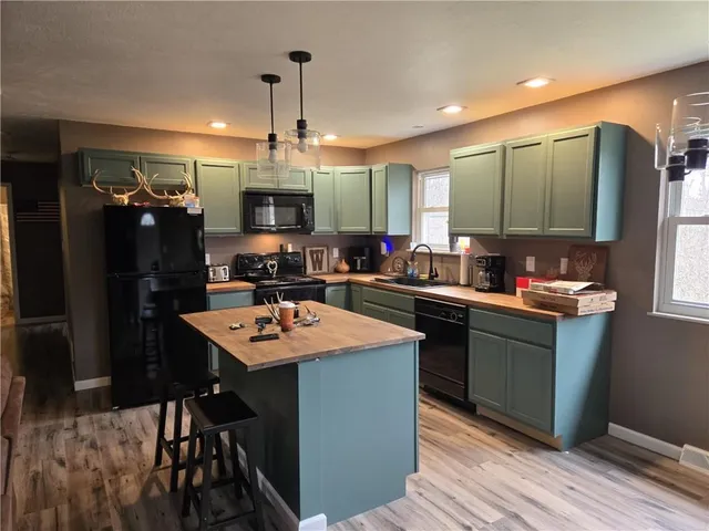 $235,000 | 504 Queenstown Road, Karns City, PA 16041