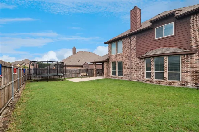 a view of a house with garden