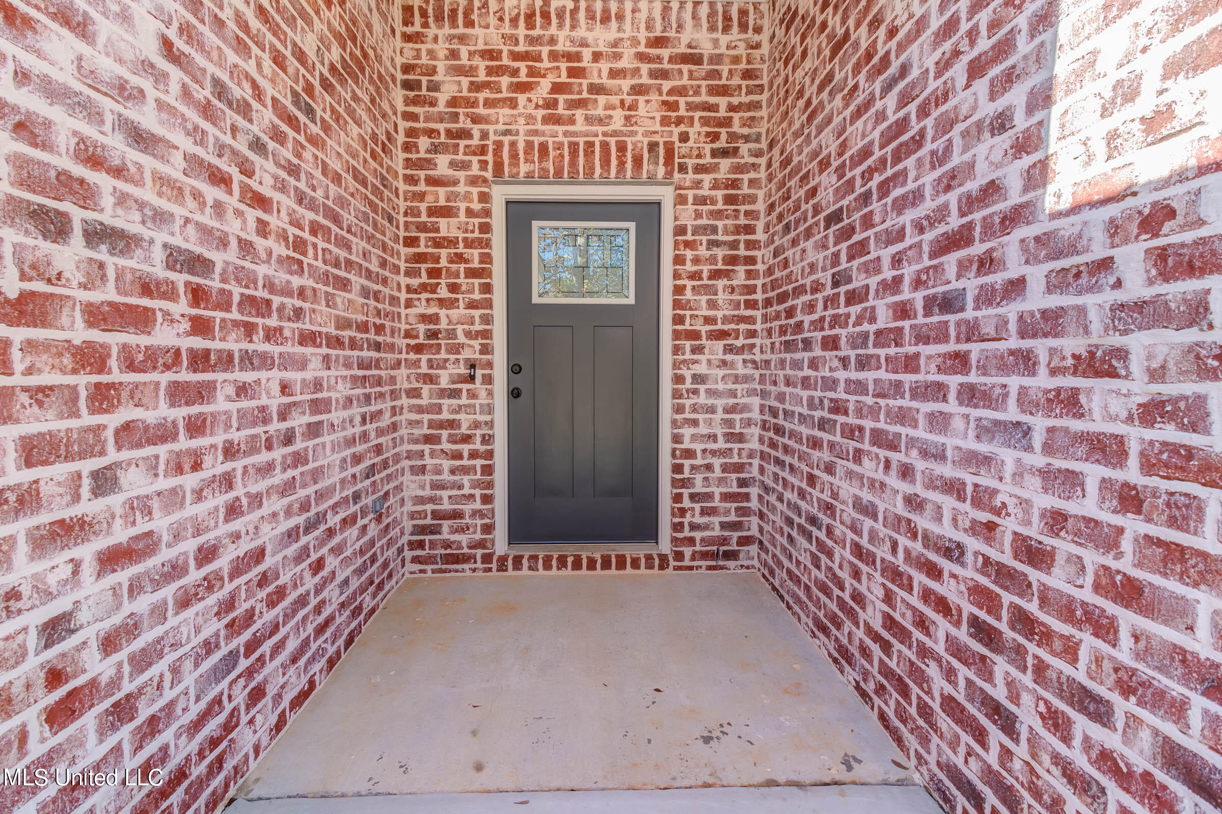14049 Marie Road Gulfport, MS 39503 - Photo 2 of 52 14049 Marie Rd (4)