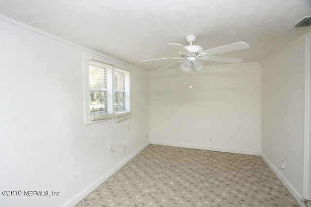 133 Georgetown Pt Road Georgetown, FL 32139 - Photo 3 of 9 Dining Room