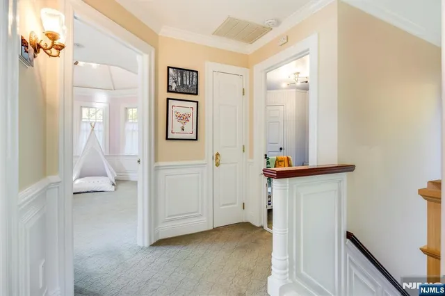 $695,000 | 20 Mountain Avenue, Park Ridge, NJ 07656