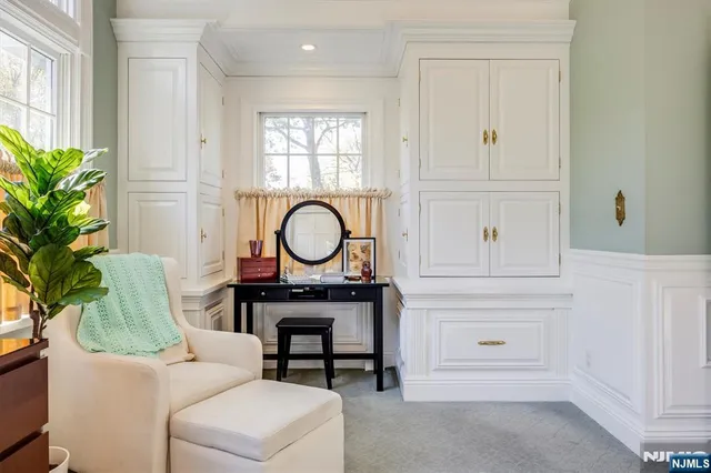 $695,000 | 20 Mountain Avenue, Park Ridge, NJ 07656