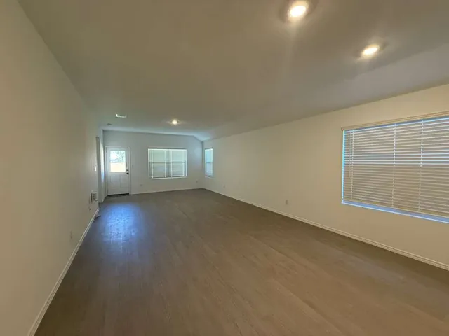 $2,250 | 569 Sormonne Loop, Kyle, TX 78640