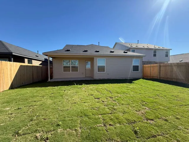 $2,350 | 569 Sormonne Loop, Kyle, TX 78640