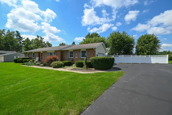$374,500 | 1635 Richland Road, Marion, OH 43302
