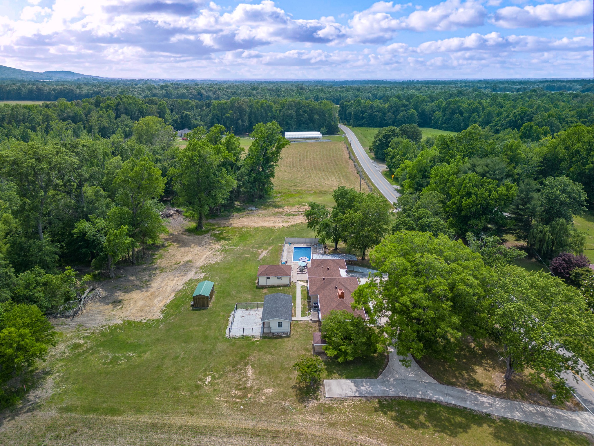 5362 Hillsboro Viola Road Manchester, TN 37355 - Photo 4 of 52