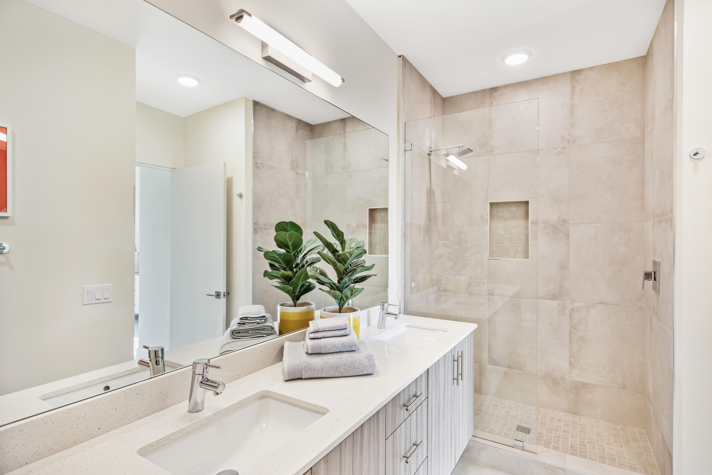 175 The Riv Palm Springs, CA 92262 - Photo 12 of 28 13