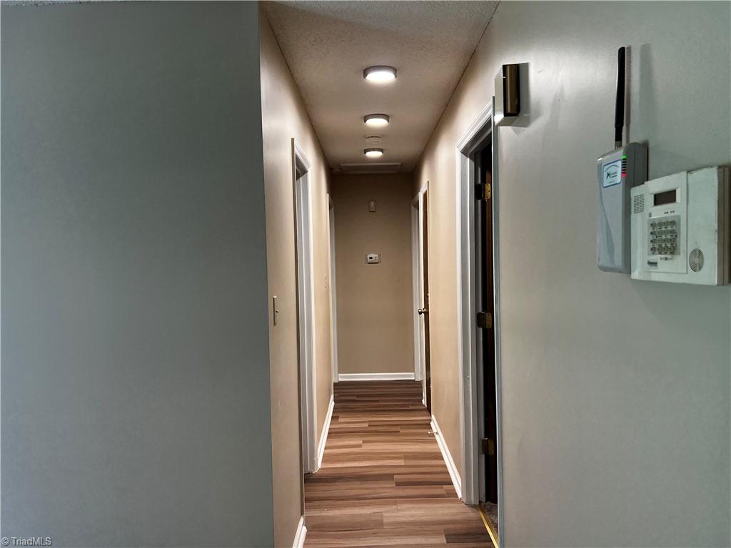 8837 Reynolda Road Pfafftown, NC 27040 - Photo 8 of 13 HALLWAY