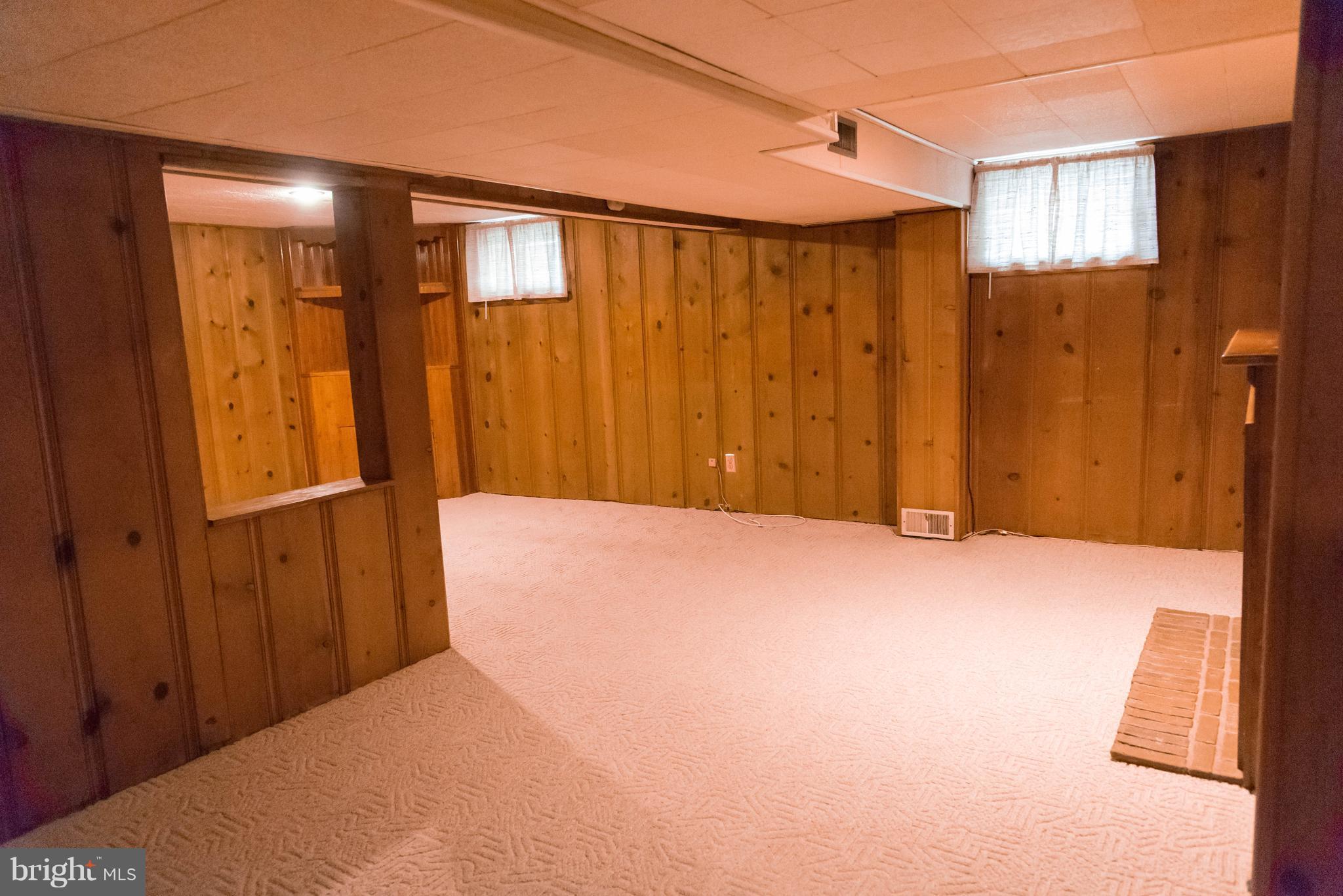 1237 Oakland Terrace Road Baltimore, MD 21227 - Photo 22 of 30 Basement