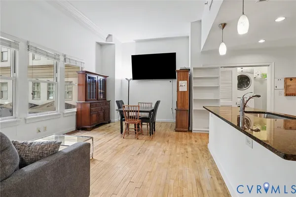 $2,250 | 230 North 6th Street, Unit U325, Richmond, VA 23219