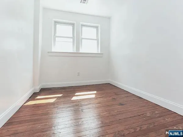 $2,000 | 202 Kerrigan Boulevard, Newark, NJ 07106