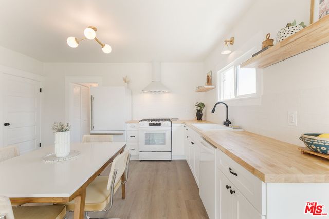 $617,500 | 1550 1/2 Van Ness Avenue, Los Angeles, CA 90019