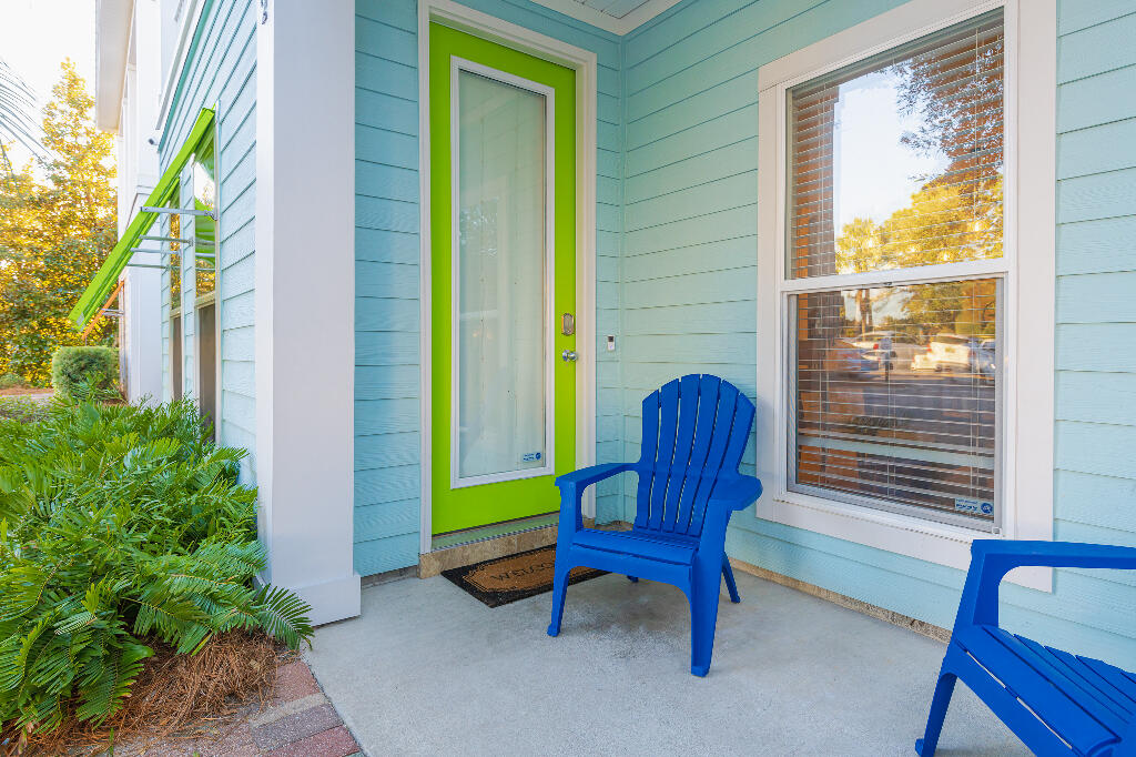 202 Kono Way Destin, FL 32541 - Photo 2 of 29 a view of a two chairs in the balcony