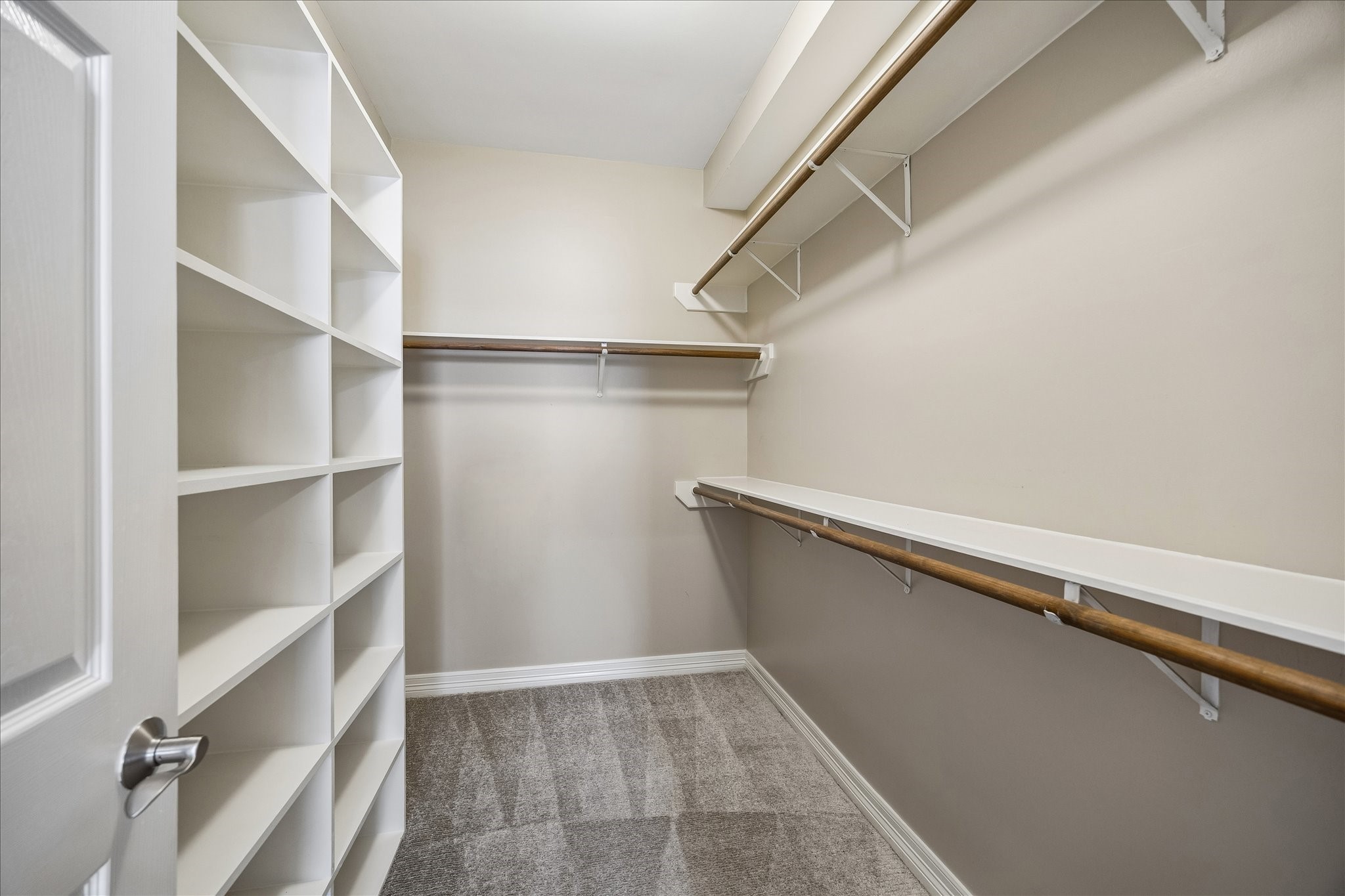 2423 Ralph Street Houston, TX 77006 - Photo 18 of 24 a view of an empty walk in closet