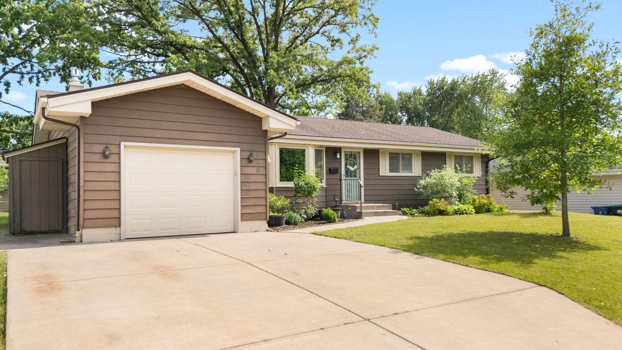 588 Rice Creek Terrace Northeast Fridley, MN 55432 - Photo 1 of 37