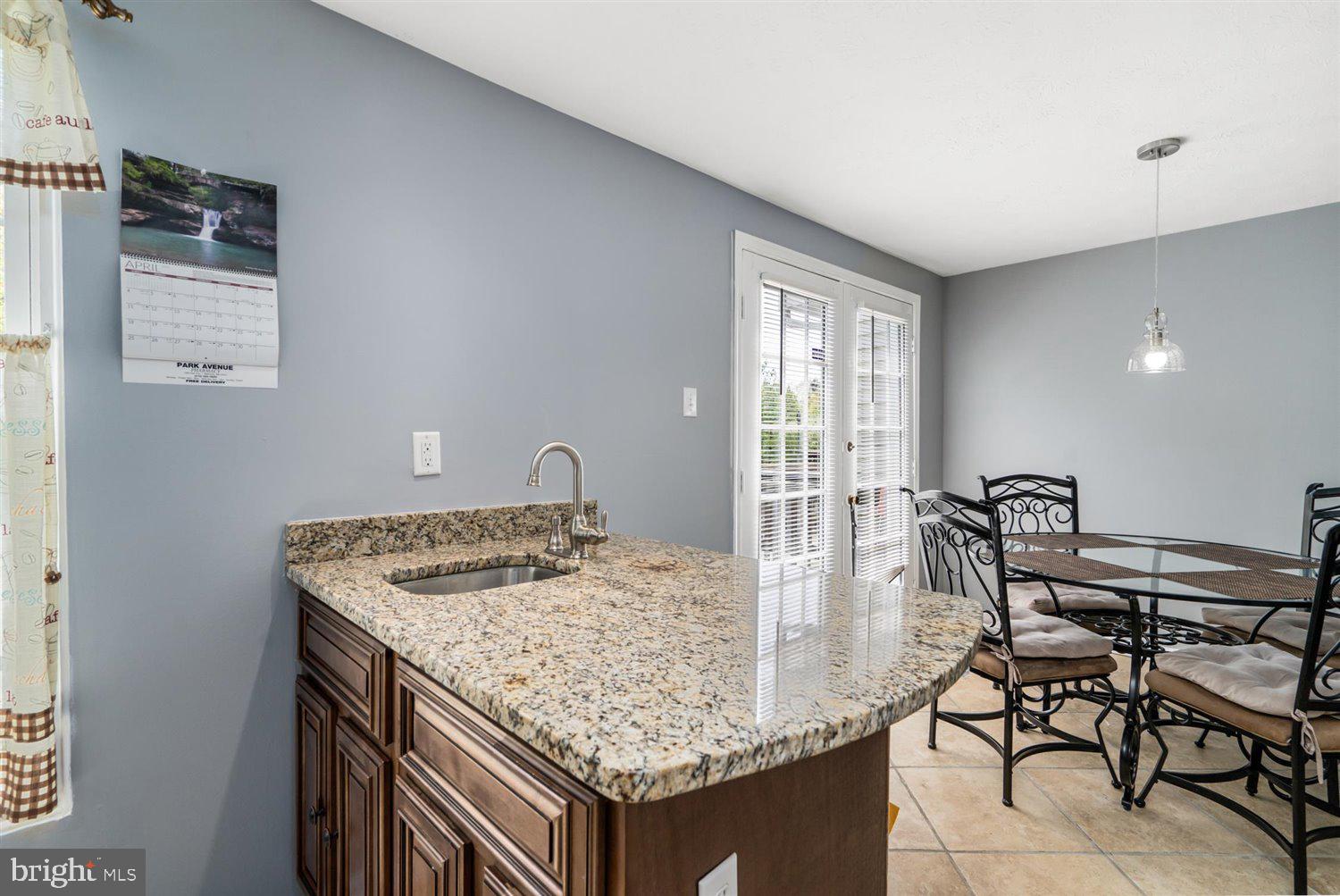 7815 Paddock Way Baltimore, MD 21244 - Photo 11 of 34