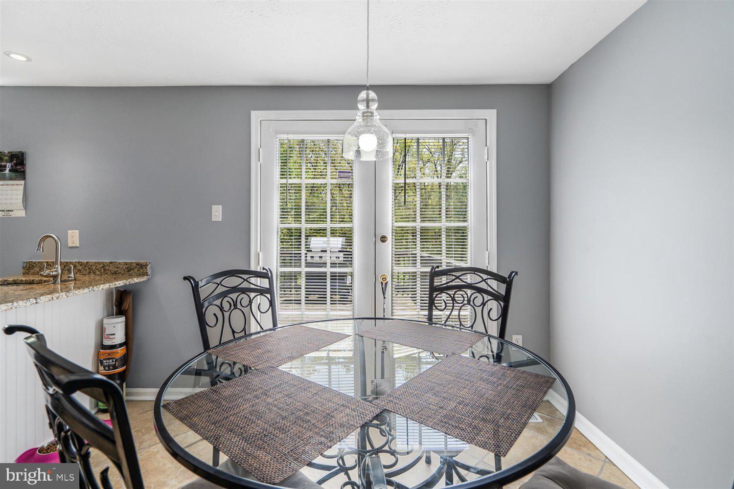 7815 Paddock Way Baltimore, MD 21244 - Photo 7 of 34