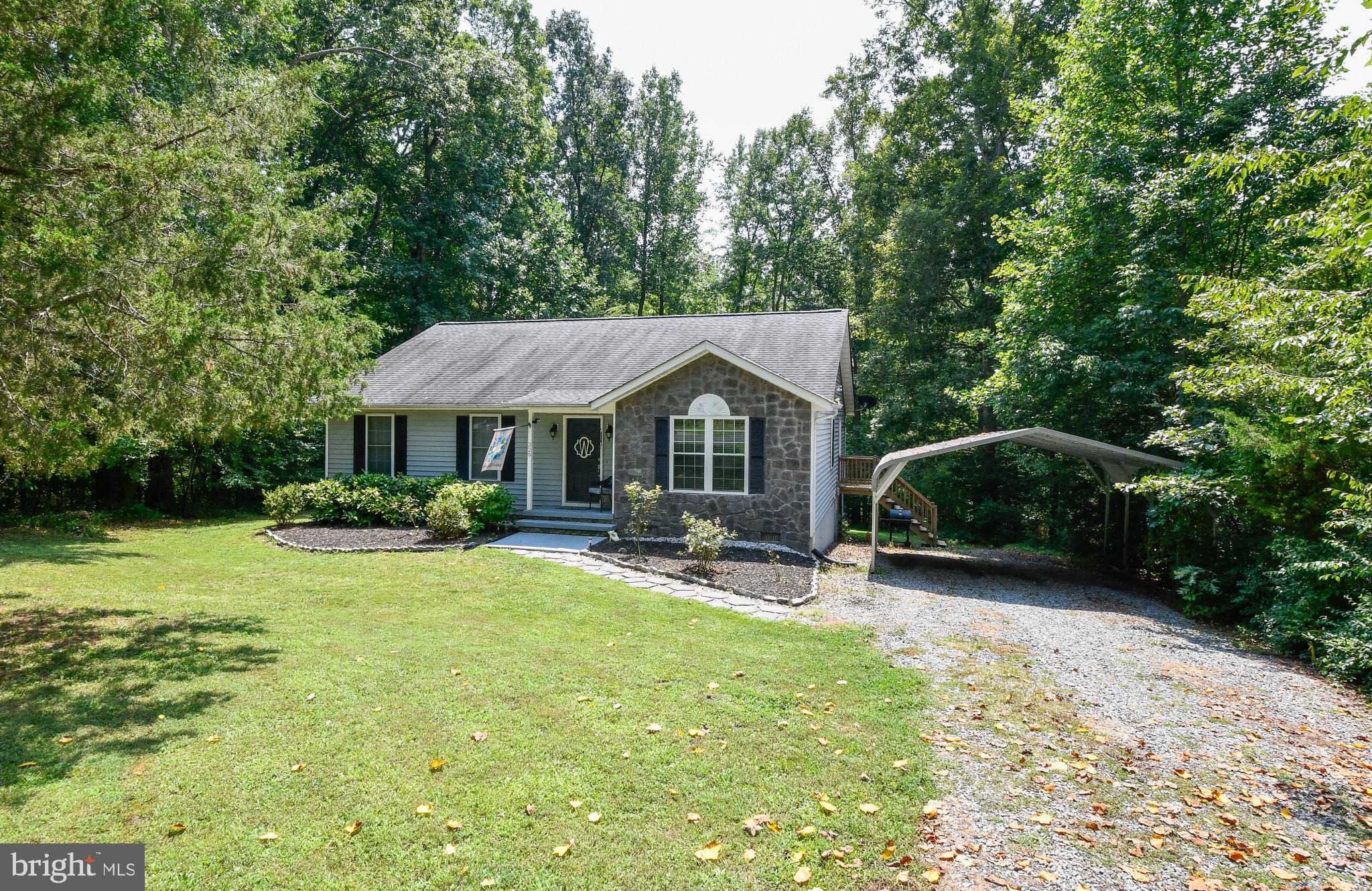 329 Cedar Ridge Drive Ruther Glen, VA 22546 - Photo 4 of 37