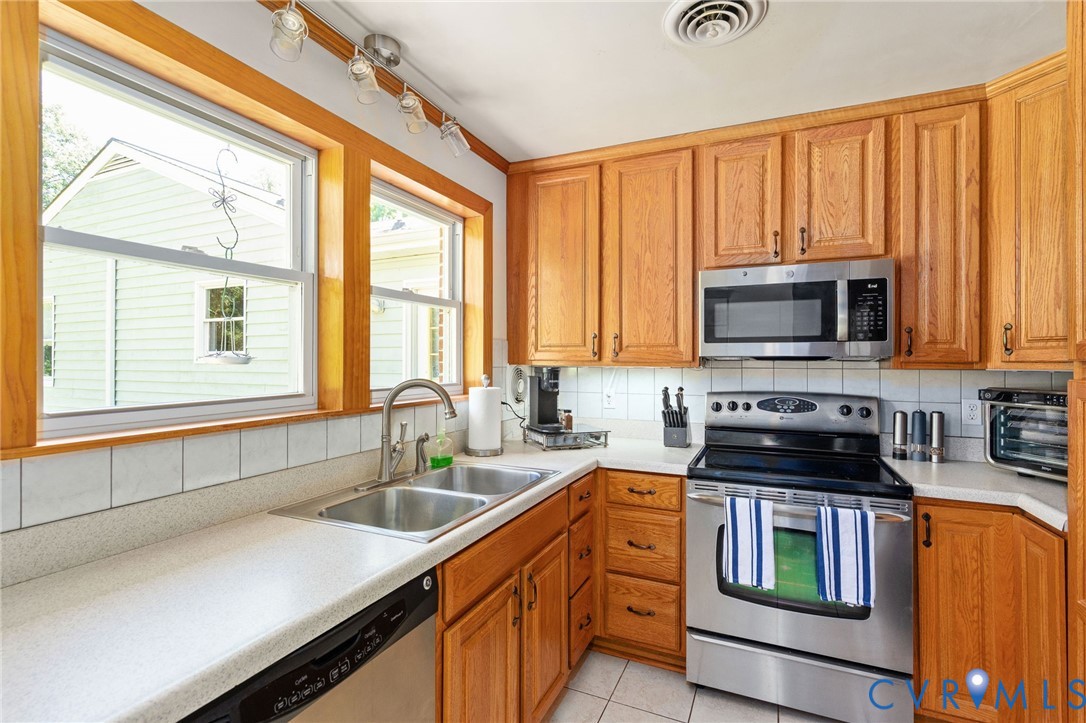 4411 Hopkins Road Richmond, VA 23234 - Photo 15 of 44 Gallery Image 15
