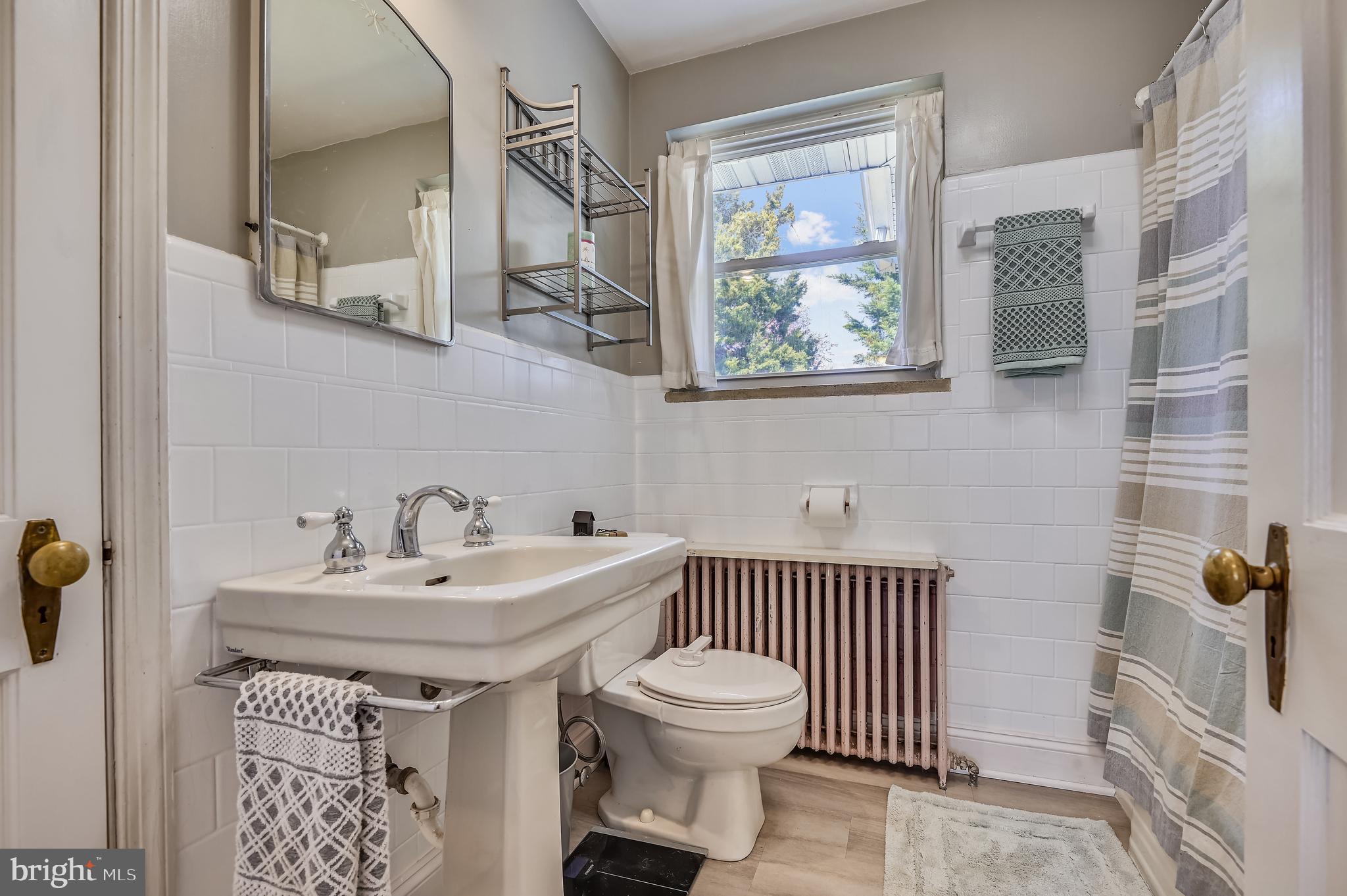 3440 Georgetown Road Halethorpe, MD 21227 - Photo 14 of 36 Full bathroom